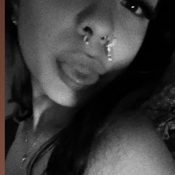 Rxse_10's nudes and profile