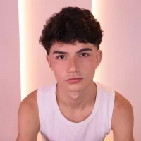 Slika avatara modela Logan_Steel