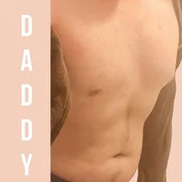 DEEBEE92's Avatar Pic