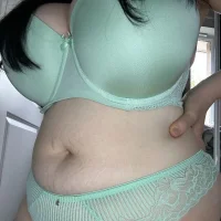 Layla_Milf28's Profile Pic