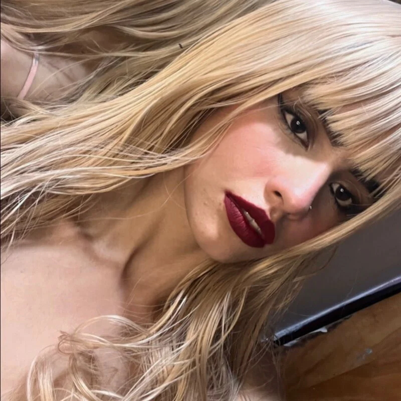 Rosehorny13 profile photo
