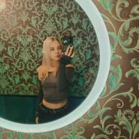 MayGanters's Profile Pic