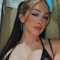 lxvingdeadgirl's Profile Pic