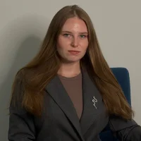 MadaleneStrop