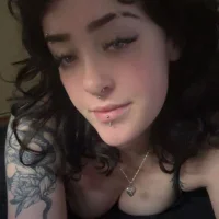 brattybunnyx's Profile Pic