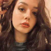 Effie_Balconi's Profile Pic