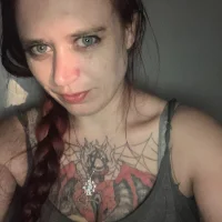 fuqmeovrplz's Avatar Pic