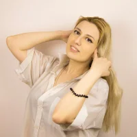 IsabellaTorn's Profile Pic