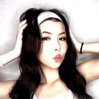 EsmaBelow's Profile Pic