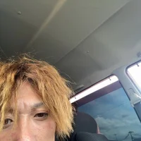 Y123's Profile Pic