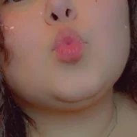 Lizzyaly2011's Avatar Photo