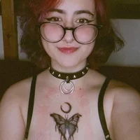 Charry_lotte's Profile Pic