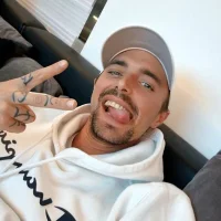 Ảnh đại diện của dennis1590