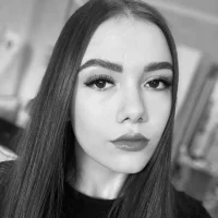 AlinaLu's Profile Pic