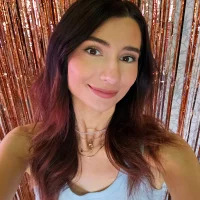 Slika avatara modela crystalnut