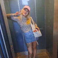 angeliina's Profile Pic