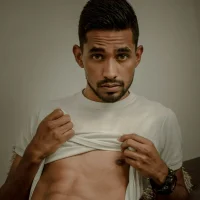 dereck_hotsoon Adlı Modelin Avatarı