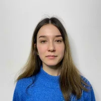 ManiaPocer Φωτ, Προφίλ