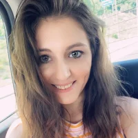 kisses16's Profile Pic