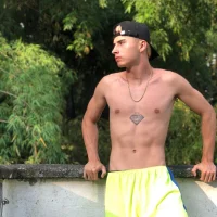 michael_18cm's Avatar Pic