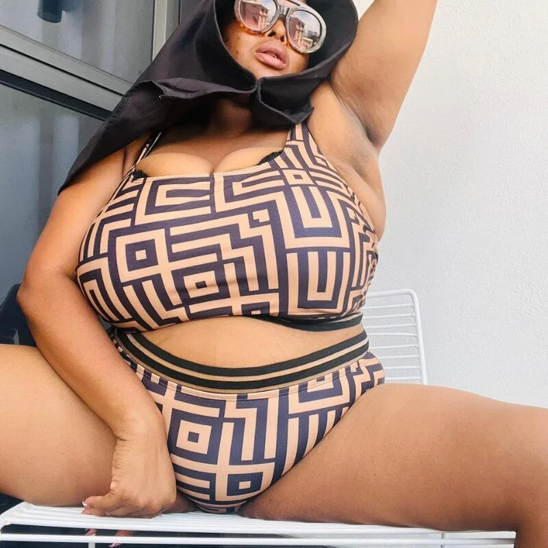 GoddessTitts live cam profile