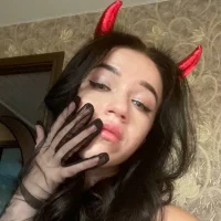 Fifty_Tones_of_Red's Profile Pic