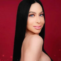 AmericanEmpress Adlı Modelin Avatarı