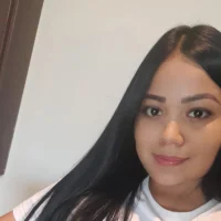 Clauditia's Profile Pic
