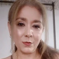 Slika avatara modela sarethdeivy_