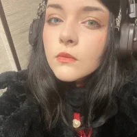 EsterTwilight Adlı Modelin Avatarı