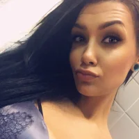 Alex_kisses's Profile Pic