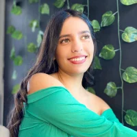 Gambar Profil Mariaa_Paula