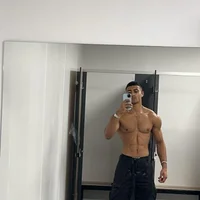 صورة الملف الشخصي لـ Diorfhuhu757
