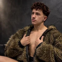 Slika avatara modela Santi_Williams