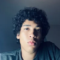 adrian65r's Profile Pic