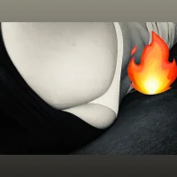 Deliaa45's Profile Pic
