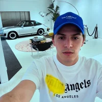 dock_75 的個人資料圖片