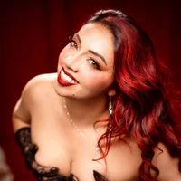 helenaduque_'s Avatar Pic