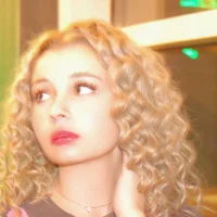 Gambar Profil Evelyn_King