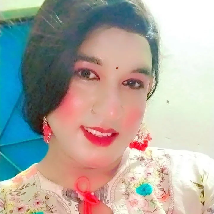 humari_ladyboy profile photo