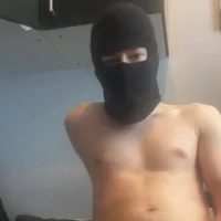 ukmaleluke webcam