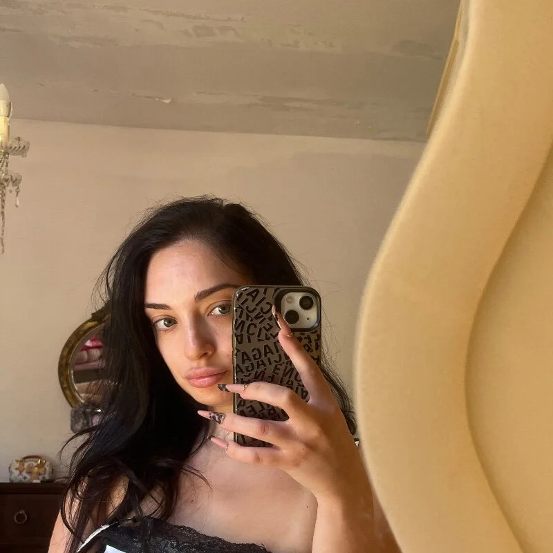 emmanow profile photo