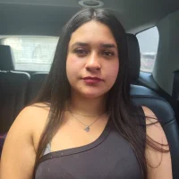 conniee25's Avatar Pic