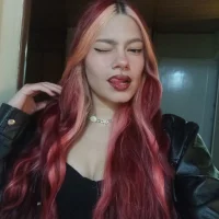 Zdjęcie profilowe modela Roux_Moon