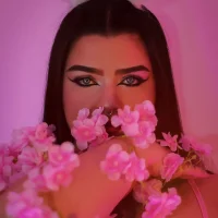 __MeganMY's Profile Pic