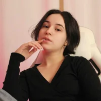 kira_cross's Profile Pic