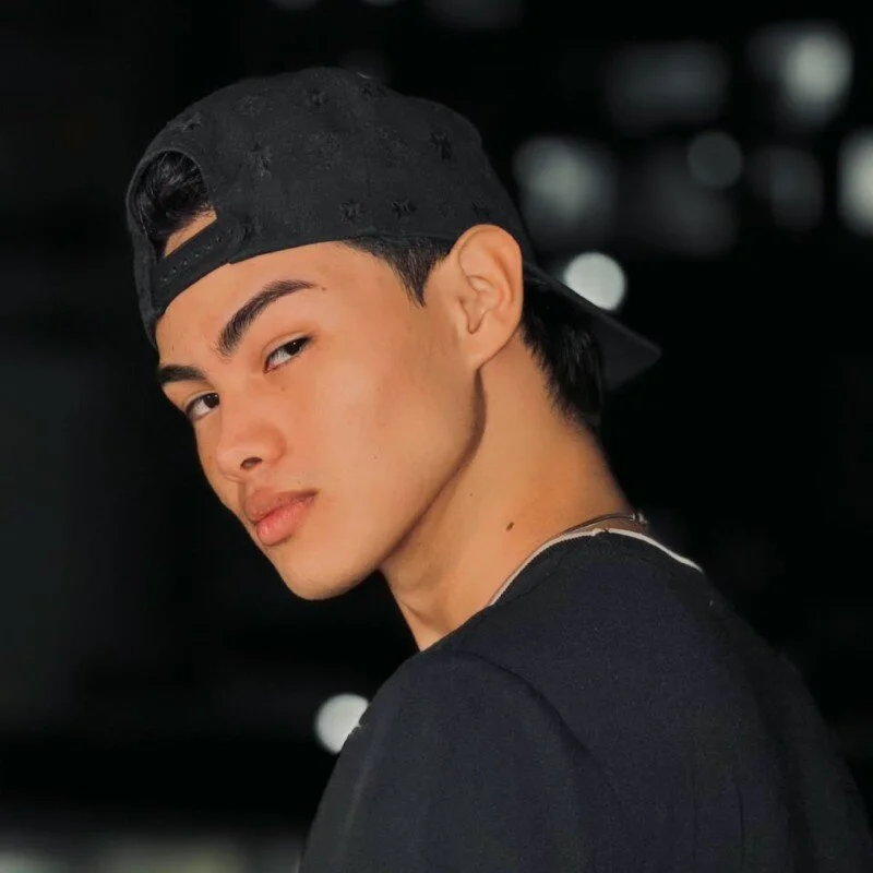 son_hadess profile photo