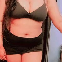 Hot_Girl_Dimple 头像图片