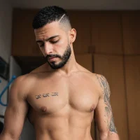 aestheticmen's Avatar Pic