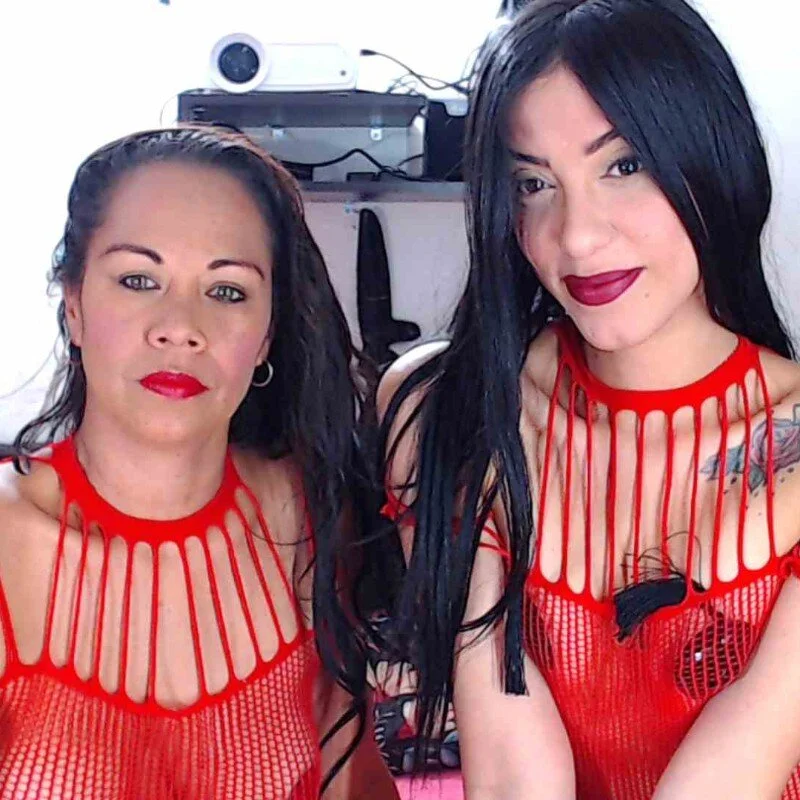 roses_janne live cam profile